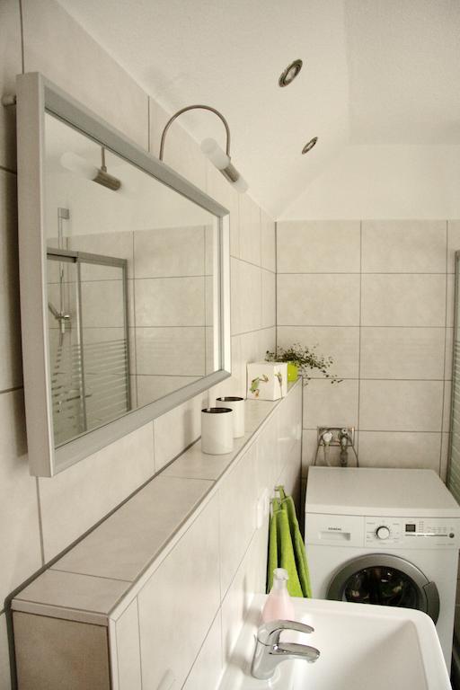 3 Seiten Ferienwohnung Jena Rum bild